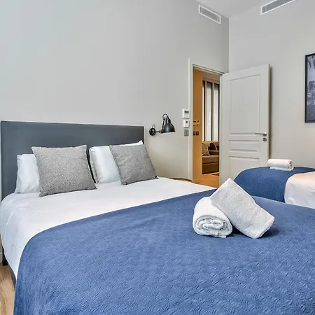 Urbanflat 77 - Large Located In The Center * París